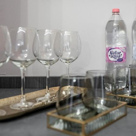 Luxurious Apartment 2Min Walk To Basilica Budapest Exterior foto