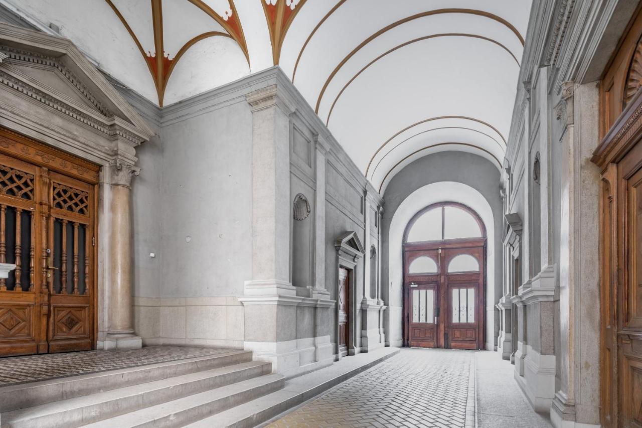 Luxurious Apartment 2Min Walk To Basilica Budapest Exterior foto